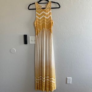 ENTRO Sleeveless Chevron Pattern Maxi Dress Size Small